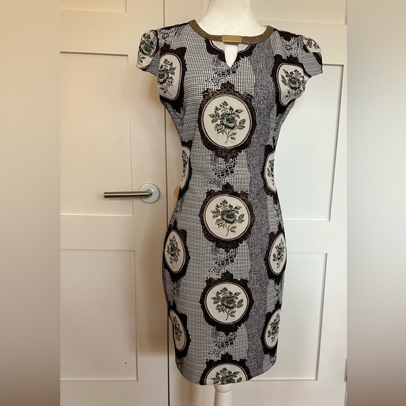 Pole Pole Dresses Pole Pole Size 2 Stretch Short Sleeve Textured